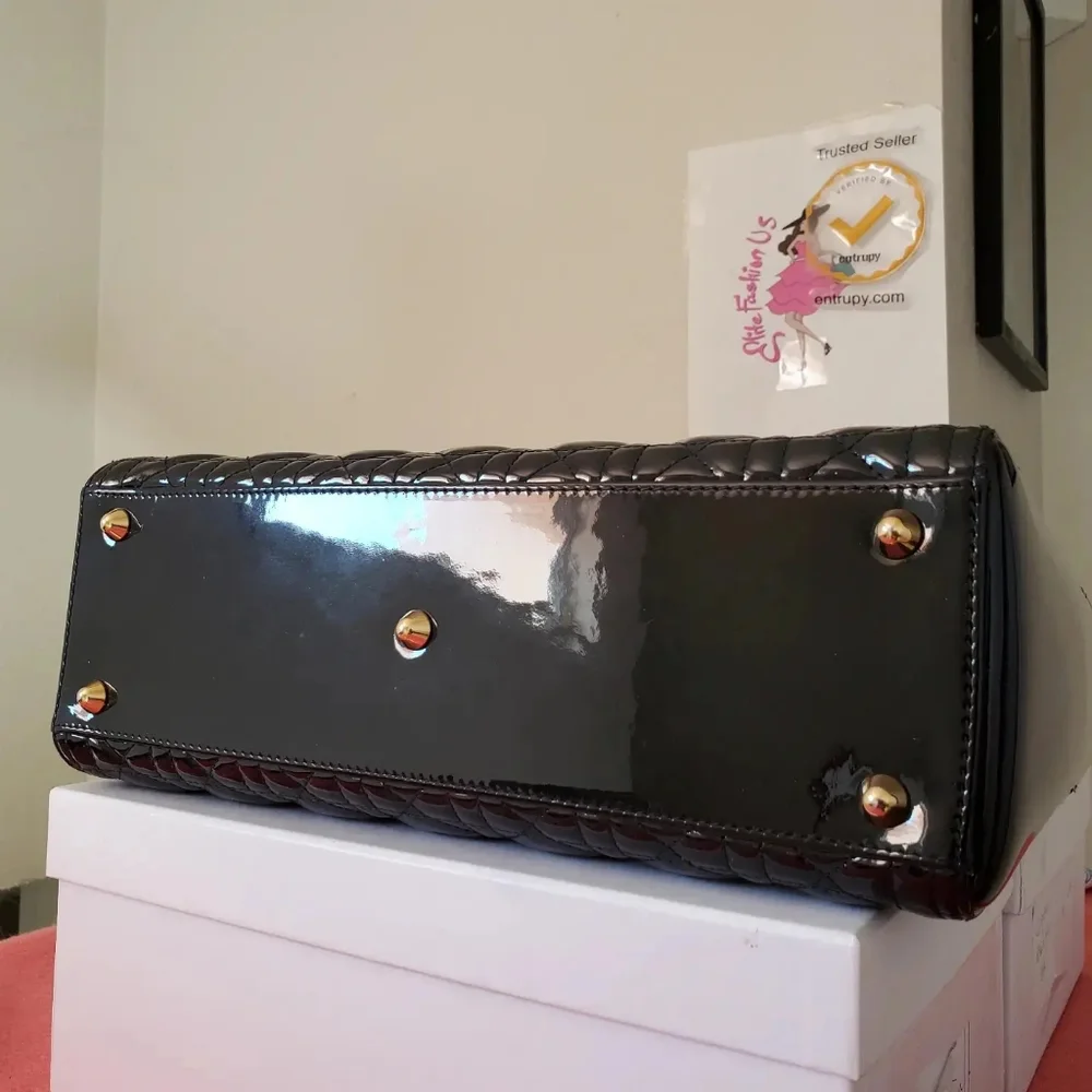 Lady Dior black patent gold hardware large bag - Picture 7 of 12